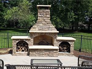 Outdoor Fireplaces & Fire Pit Kits